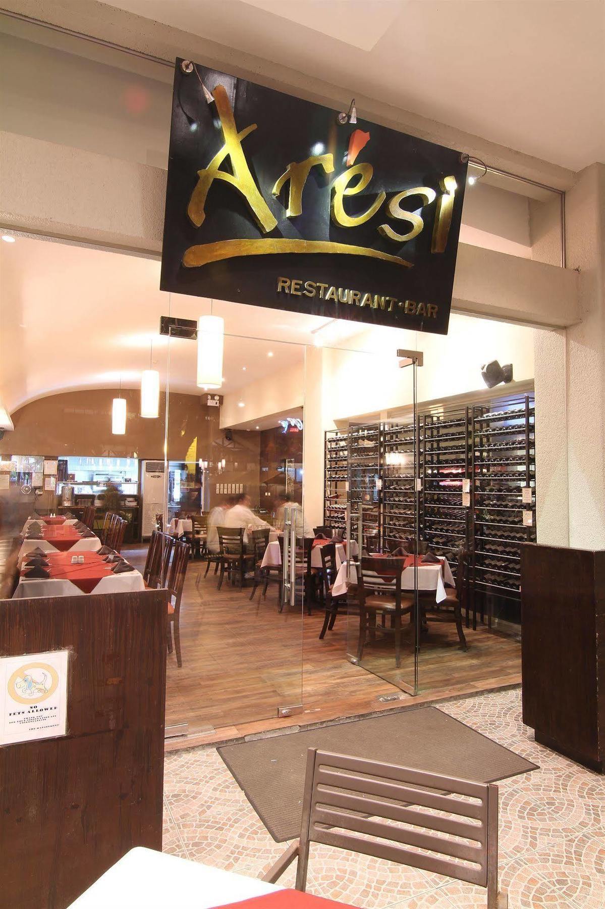 考特梅瑞登套房酒店 奥隆阿波 外观 照片